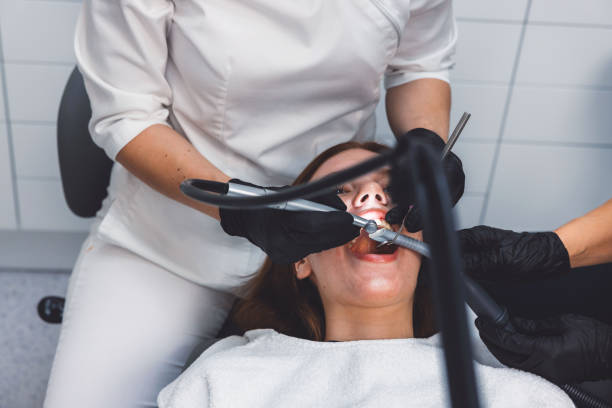 Best Emergency Tooth Extraction in East Williston, NY